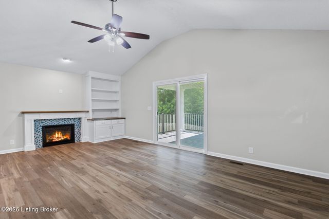 10104 Natalie Way, Louisville, KY 40299