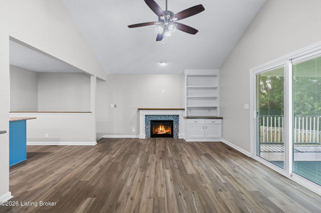 10104 Natalie Way, Louisville, KY 40299