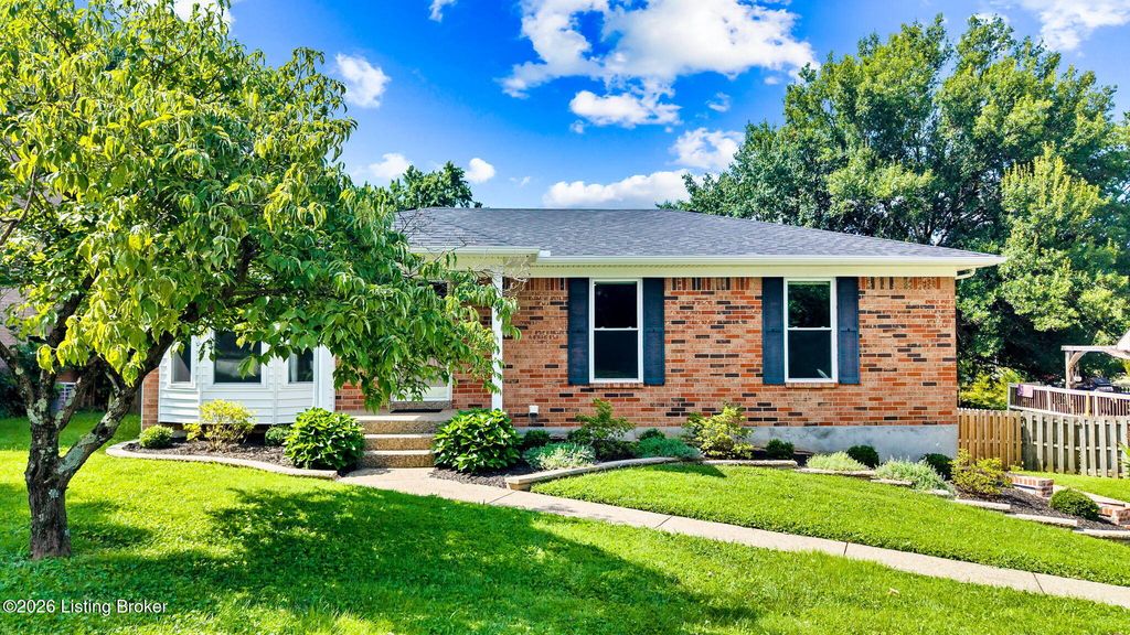 10104 Natalie Way, Louisville, KY 40299