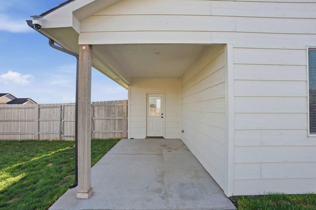 5537 W 42nd Ct S, Wichita, KS 67215