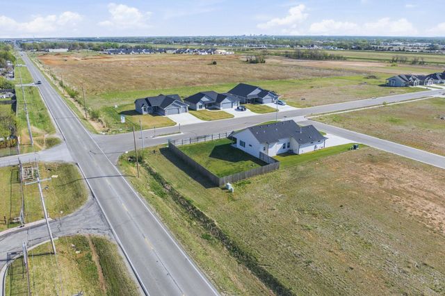 5537 W 42nd Ct S, Wichita, KS 67215