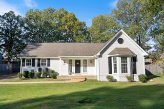 301 DOVE VALLEY RD, Collierville, TN 38017