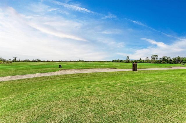 7374 DIVOT LOOP, Bradenton, FL 34202