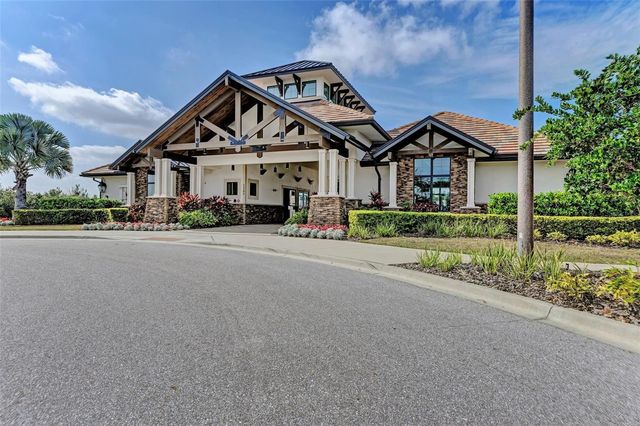 7374 DIVOT LOOP, Bradenton, FL 34202