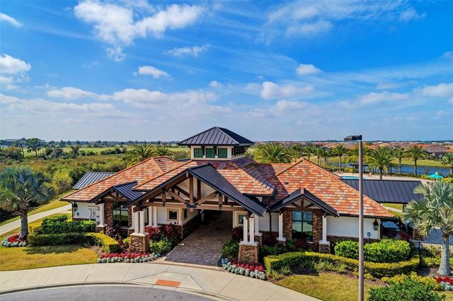 7374 DIVOT LOOP, Bradenton, FL 34202