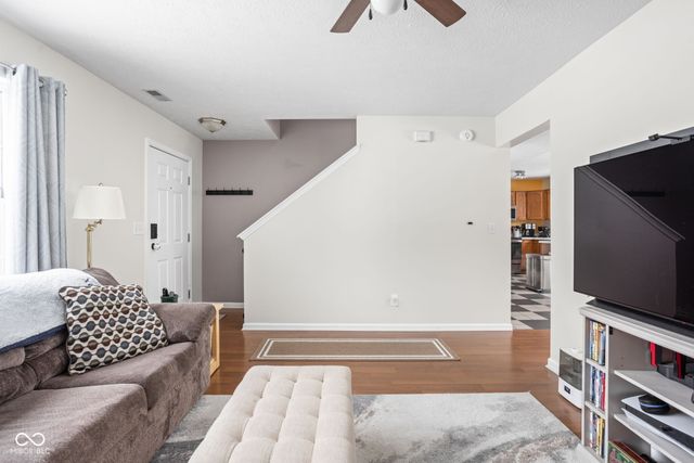 2245 Walnut Ridge Lane, Indianapolis, IN 46234