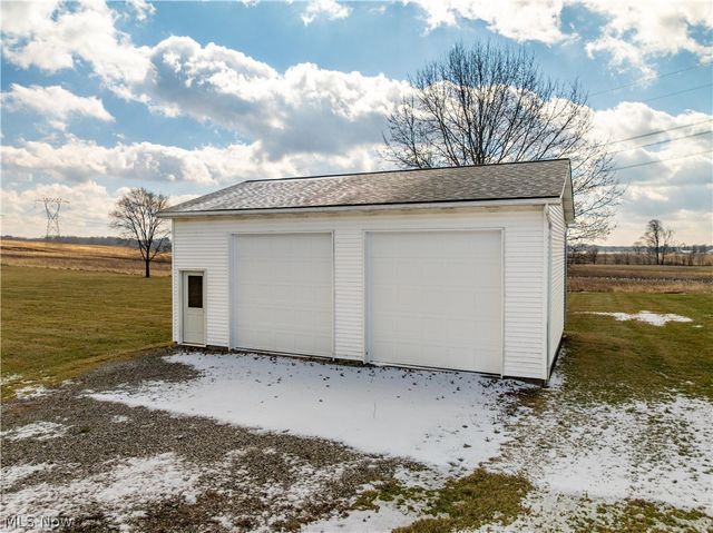 1762 Charolais Street NW, Uniontown, OH 44685
