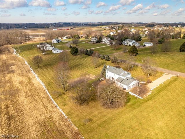 1762 Charolais Street NW, Uniontown, OH 44685
