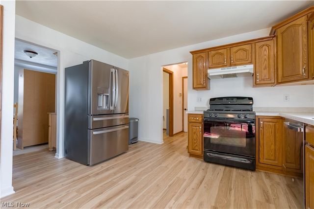 1762 Charolais Street NW, Uniontown, OH 44685