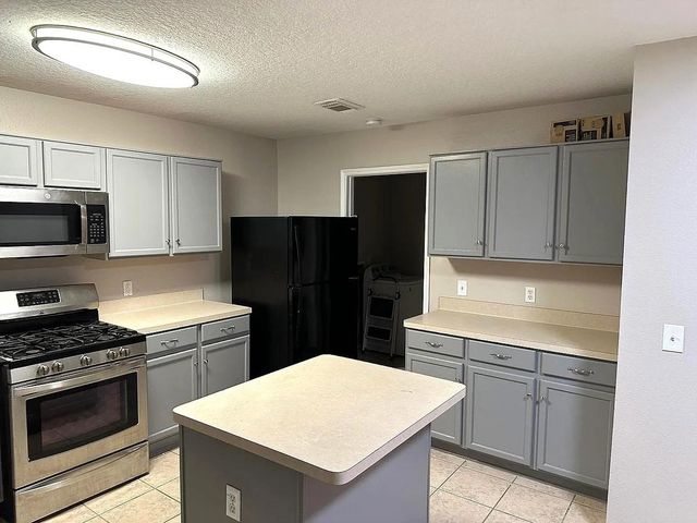 4811 Pebble Bluff Lane, Katy, TX 77449