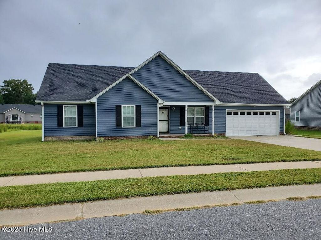 1660 Warren Way, Elizabeth City, NC 27909