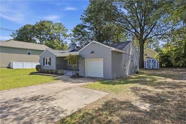 102 Thalia RD, Virginia Beach, VA 23452