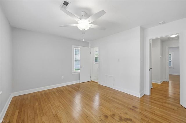 102 Thalia RD, Virginia Beach, VA 23452