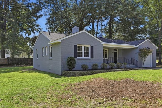 102 Thalia RD, Virginia Beach, VA 23452