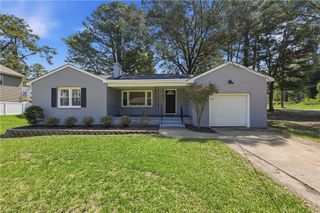 102 Thalia RD, Virginia Beach, VA 23452