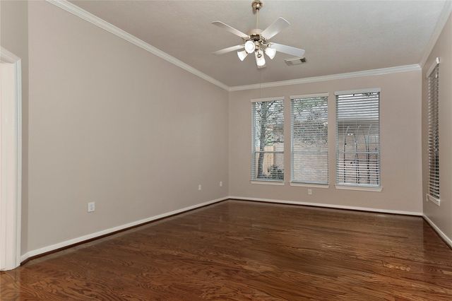 146 E Northcastle Circle, The Woodlands, TX 77384