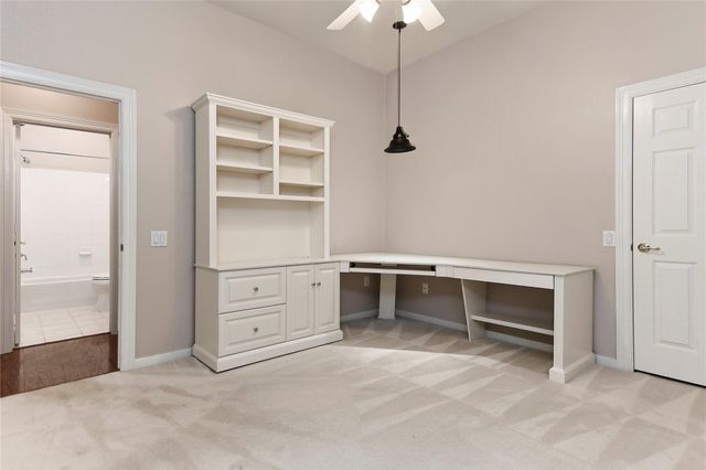 146 E Northcastle Circle, The Woodlands, TX 77384