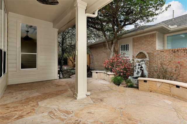 146 E Northcastle Circle, The Woodlands, TX 77384