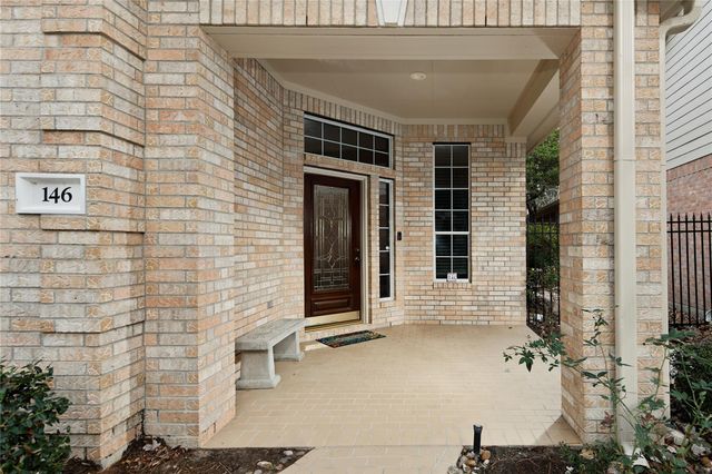 146 E Northcastle Circle, The Woodlands, TX 77384