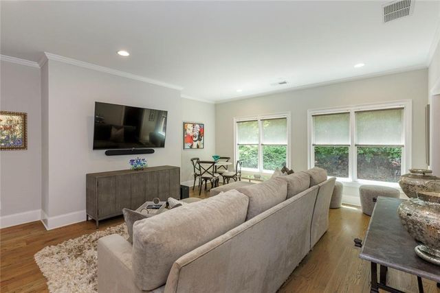 317 Riversedge Drive NW, Atlanta, GA 30339