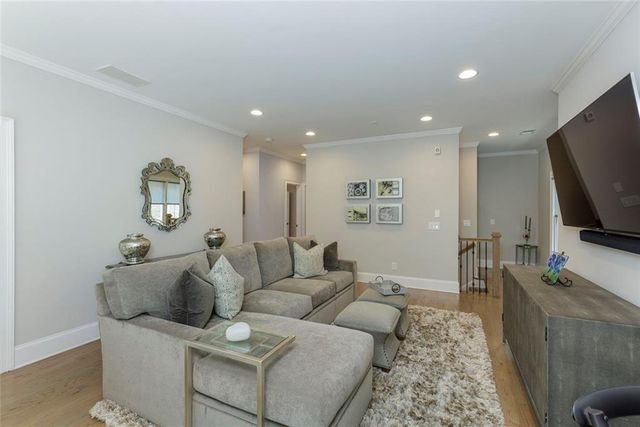 317 Riversedge Drive NW, Atlanta, GA 30339