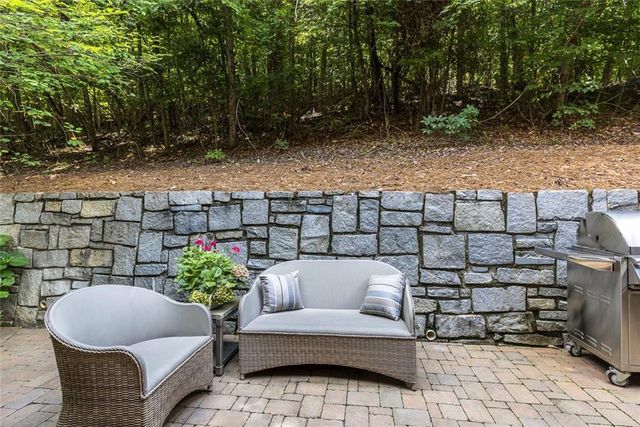 317 Riversedge Drive NW, Atlanta, GA 30339