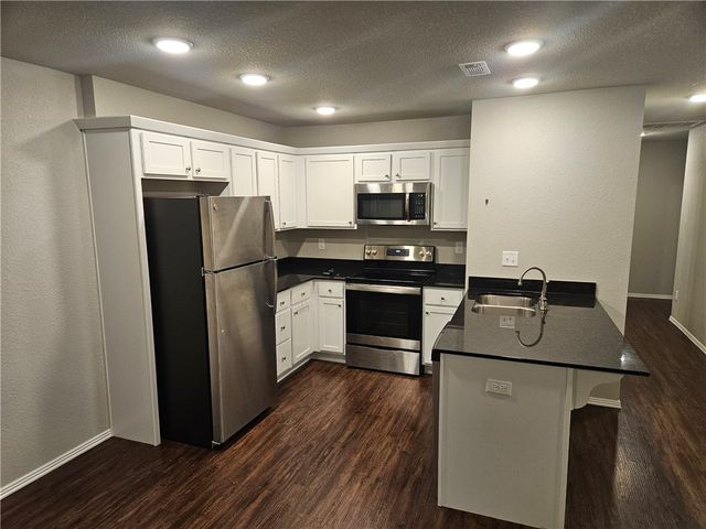 2489 N Brophy Avenue, Fayetteville, AR 72703