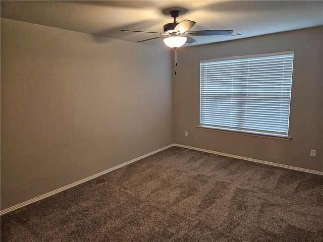 2489 N Brophy Avenue, Fayetteville, AR 72703