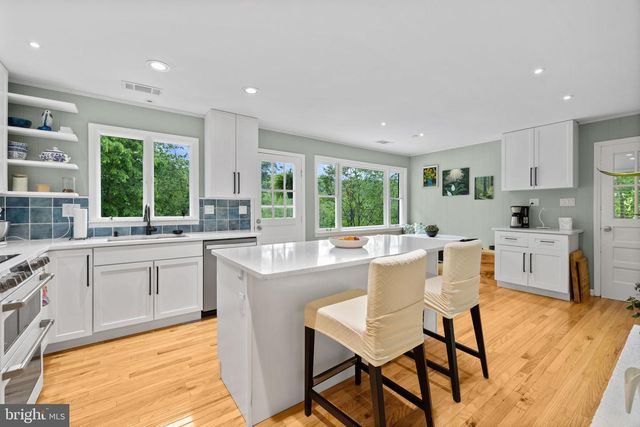 121 CHEROKEE TRL, Winchester, VA 22602