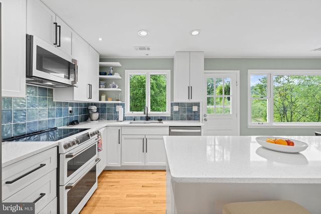 121 CHEROKEE TRL, Winchester, VA 22602
