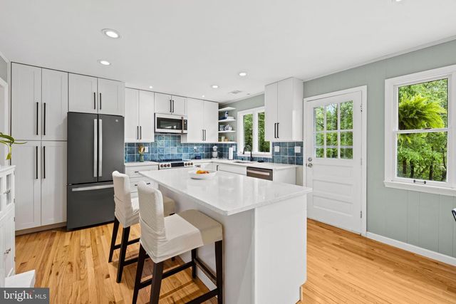 121 CHEROKEE TRL, Winchester, VA 22602