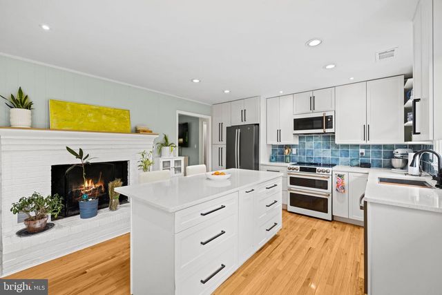 121 CHEROKEE TRL, Winchester, VA 22602
