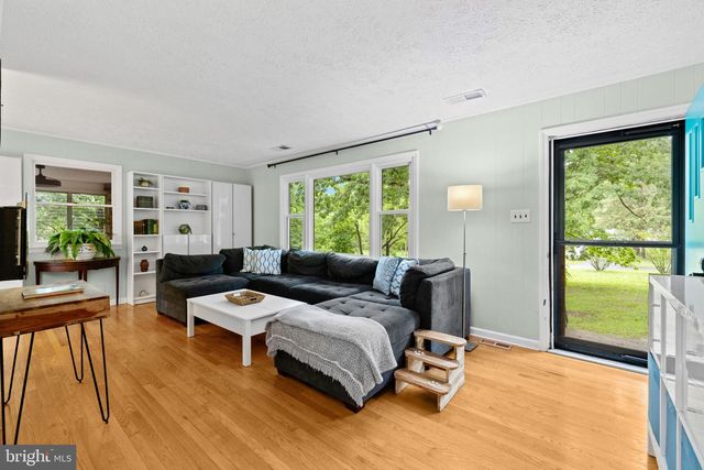 121 CHEROKEE TRL, Winchester, VA 22602