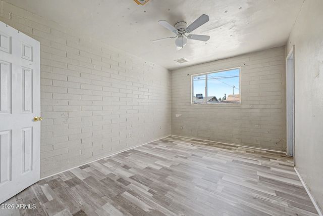 5828 N 63RD Drive, Glendale, AZ 85301