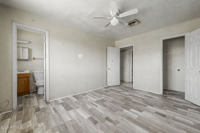 5828 N 63RD Drive, Glendale, AZ 85301