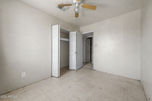 5828 N 63RD Drive, Glendale, AZ 85301