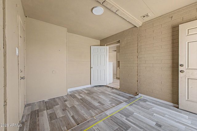 5828 N 63RD Drive, Glendale, AZ 85301