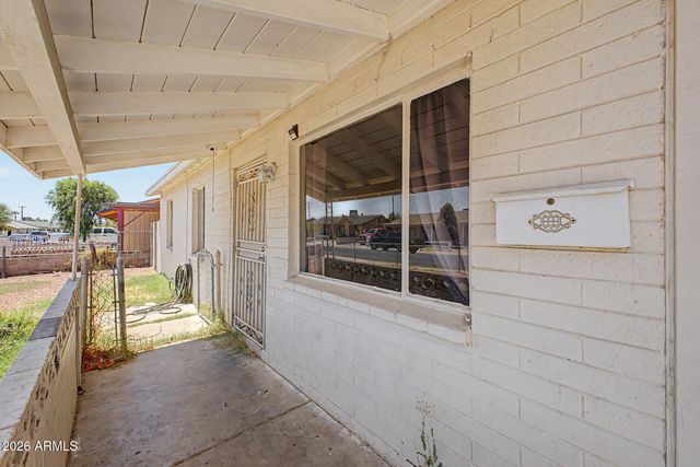 5828 N 63RD Drive, Glendale, AZ 85301
