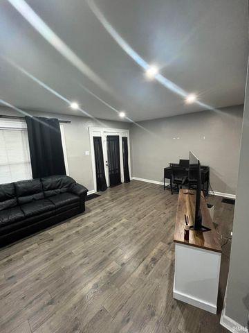 601 O Street, Bedford, IN 47421