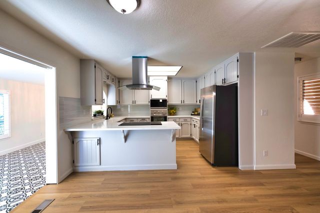2613 S Surrey Ave, Modesto, CA 95355