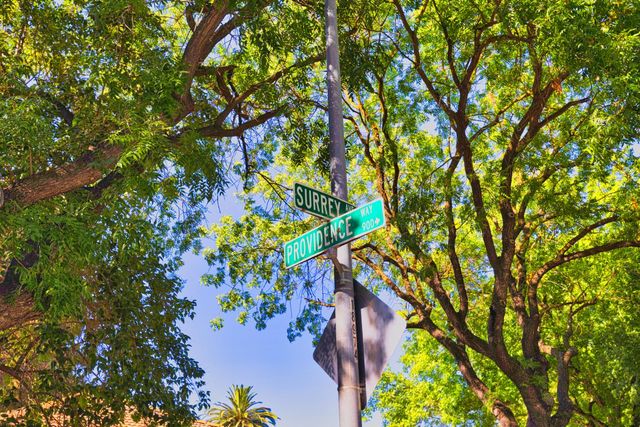 2613 S Surrey Ave, Modesto, CA 95355