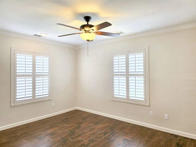 1446 Curtin Street, Houston, TX 77018