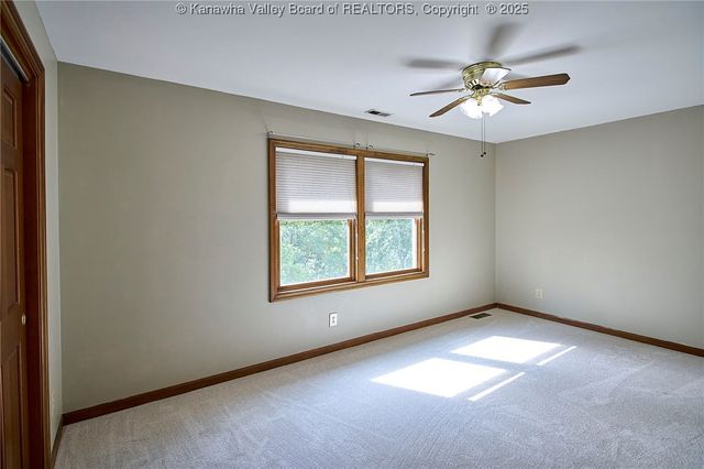 106 Vista Lane, Hurricane, WV 25226