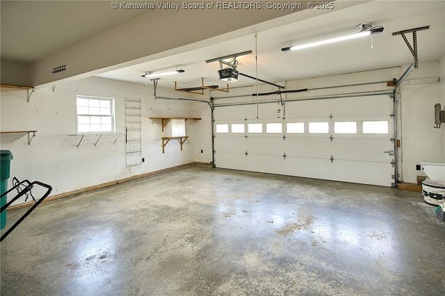 106 Vista Lane, Hurricane, WV 25226