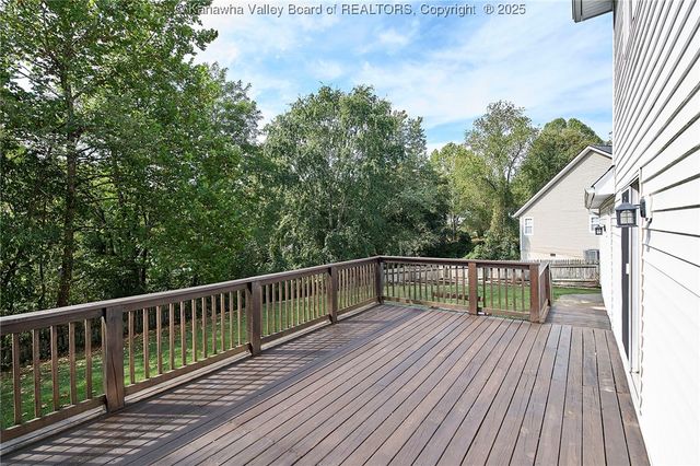 106 Vista Lane, Hurricane, WV 25226