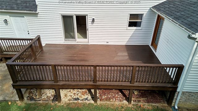 106 Vista Lane, Hurricane, WV 25226