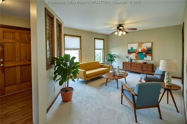 106 Vista Lane, Hurricane, WV 25226