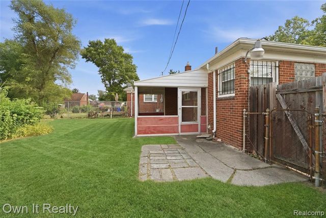 18650 Ardmore Street, Detroit, MI 48235