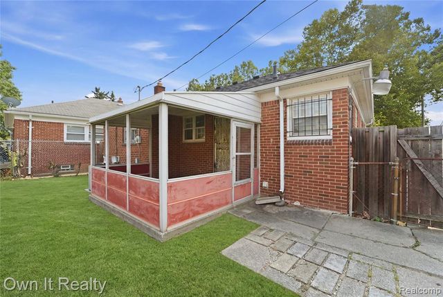 18650 Ardmore Street, Detroit, MI 48235