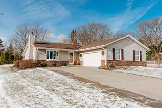 W235N6491 Outer Circle DRIVE, Sussex, WI 53089